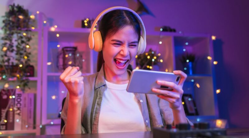 iqoo neo 10r vs motorola edge 50 ultra