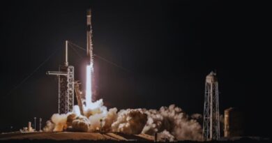 Falcon 9 spainsat ng 2 launch