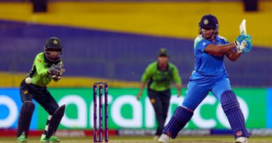 India crush Pakistan 12-0