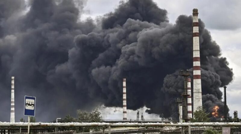 Ukraine Hits Russian Fuel Pipeline