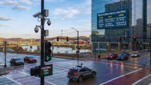 पिट्सबर्ग: ट्रैफिक लाइट का अपना दिमाग